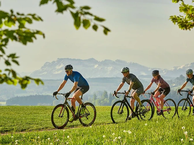 VelofahrenJogging oberhalb Sempachersee_5 (1).jpg