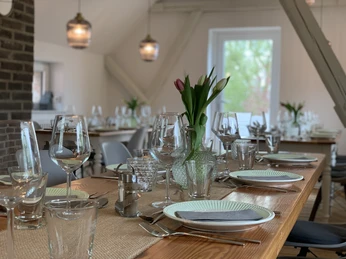 Gedeckter Tisch EneHus