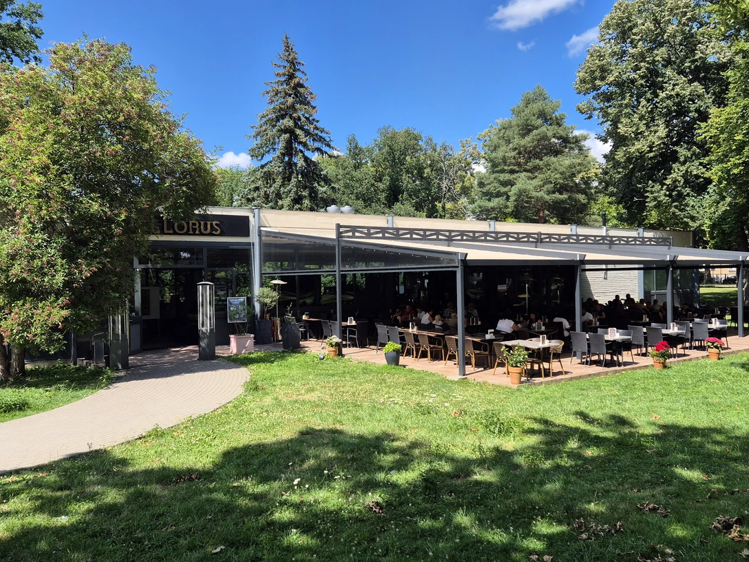 Restaurant Pellorus - Gastronomie in Leipzig Das Restaurant Pellorus serviert griechische Spezialitäten, direkt neben dem Völkerschlachtdenkmal.
