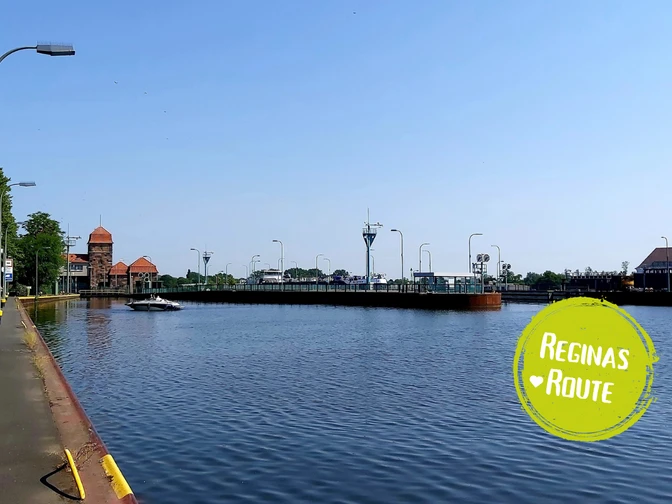 Minden - Kanal-Weser-Route.png Das Bild zeigt die beiden Schleusenanlagen im Oberhafen von Minden.