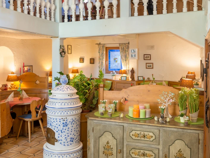 Bayrischer Hof Urig eingerichteter Gastraum