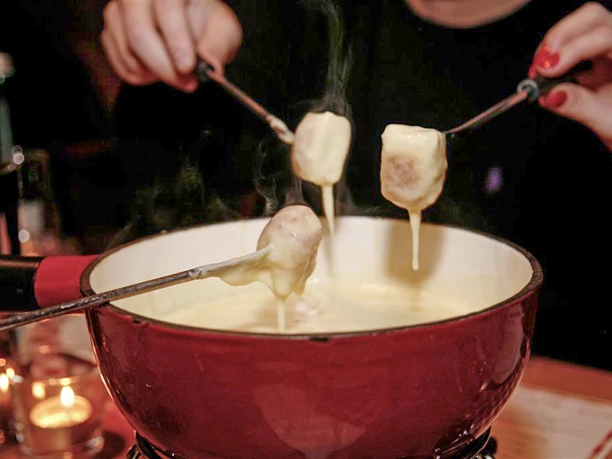 Fondue in der Titlis Hütte