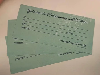Fasssauna Gutschein Drei türkisfarbene Gutscheine für Entspannung und Wellness der Vermietung Schrodtke.
