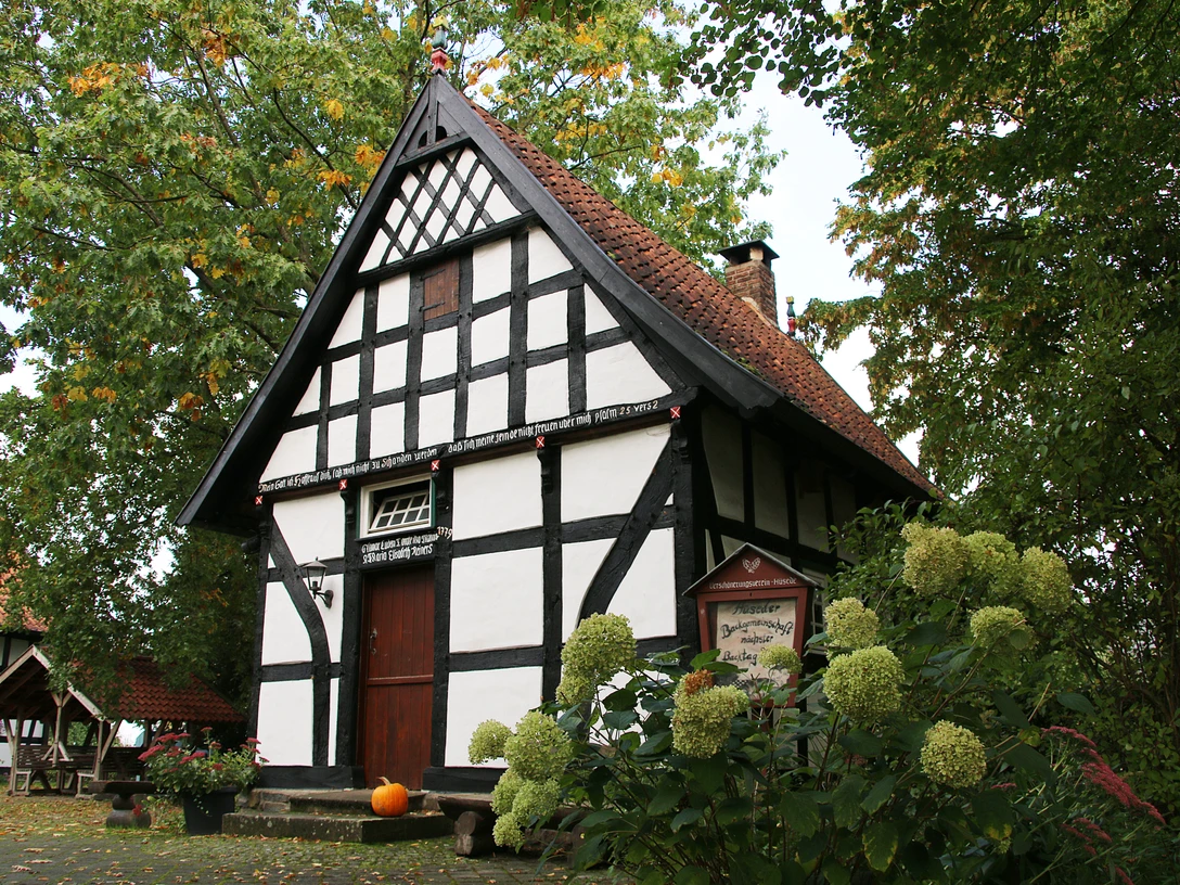 Hüseder-Backhaus-c-Cilly-van-Berkum (4).jpg