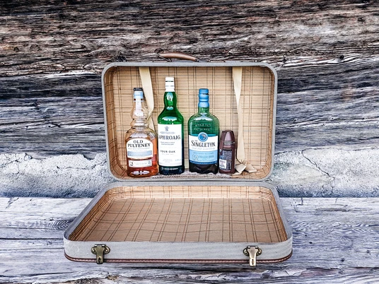 Unknown - Alexandra Leiggener.jpeg