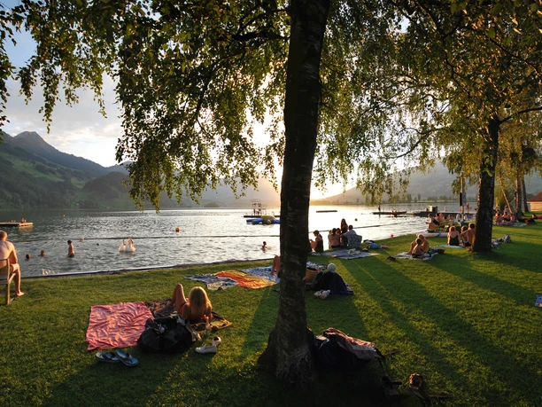 badi-seewen-baeder-und-wellness-erlebnisregion-mythen_4.jpg