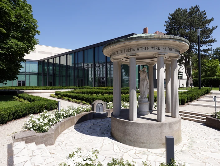 Bad Vilbel - Brunnentempel am Kurpark Bad Vilbel - Brunnentempel am Kurpark