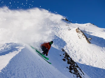 20220125_Winter_Skigebiet_Skifahren_Eisee_Brienzer Rothorn_Soerenberg_Ruedi Flueck_01_22 (1).jpg