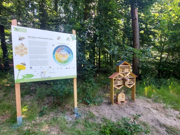 Insektenhotel am Klimaerlebnispfad