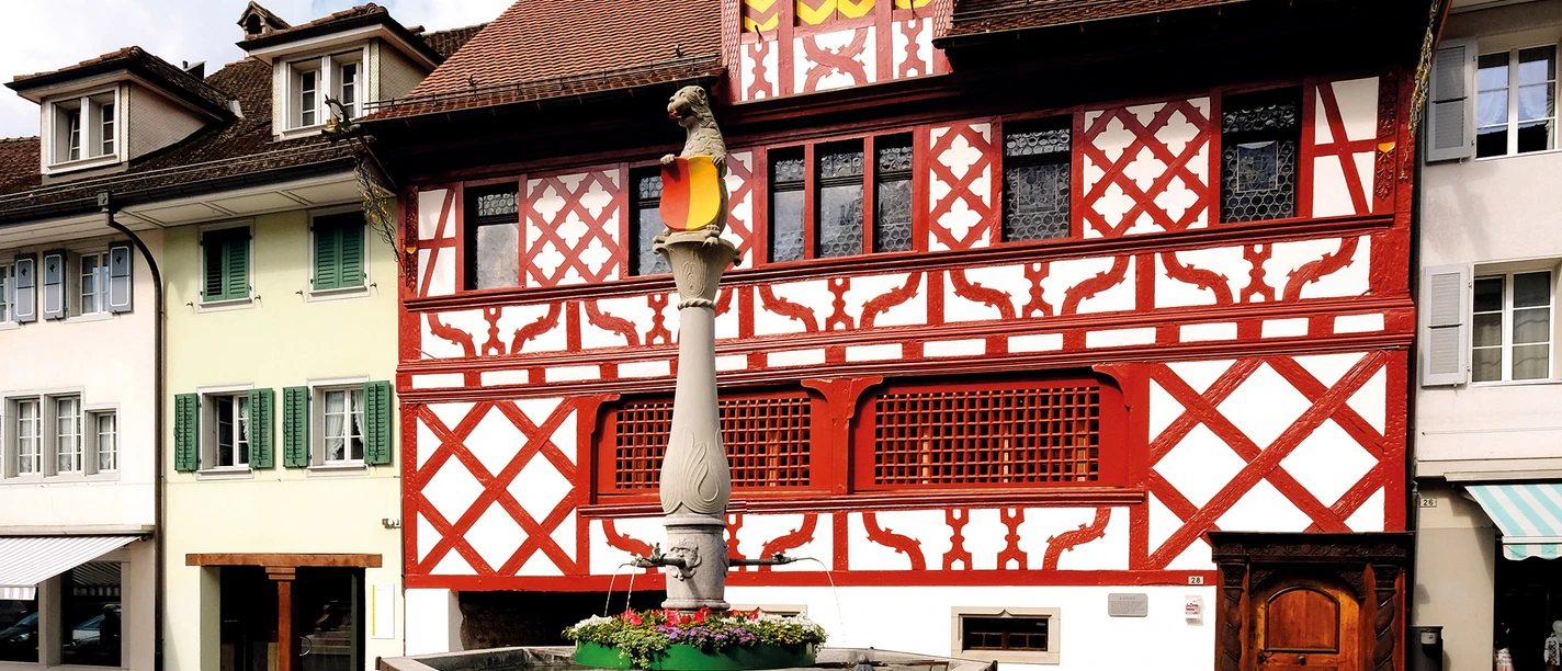 Rathaus_Semapch_Aussen_01.jpg