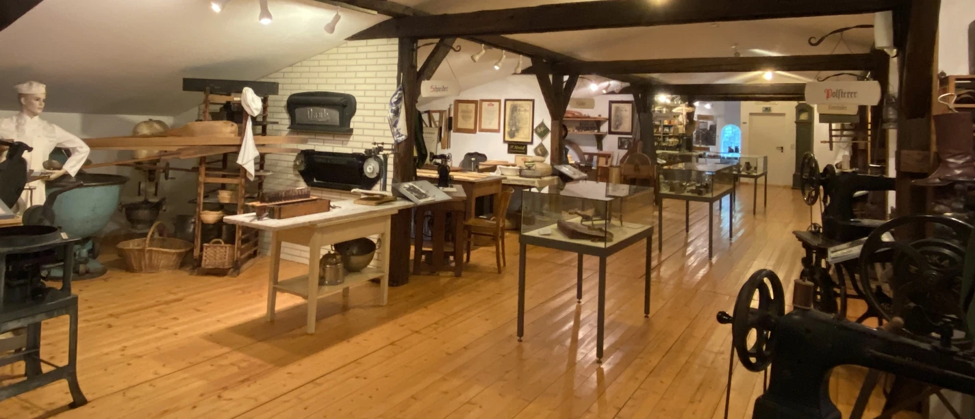 Die Dauerausstellung im Obergeschoss der Wassermühle Die Dauerausstellung im Obergeschoss der Wassermühle