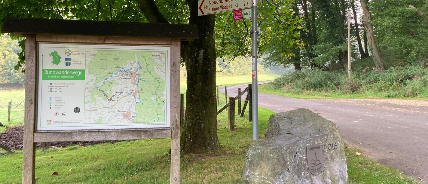 Wandertafel im Dunetal | Altenbeken-Schwaney Wandertafel im Dunetal | Altenbeken-Schwaney