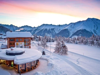 AFR Royal Winter_edited