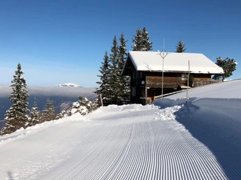 Chalet Maria_Winter.jpg