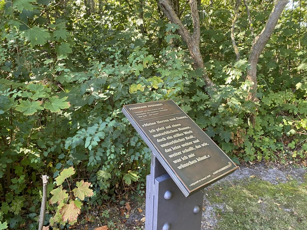 Kunststele Ferdinand Avenarius