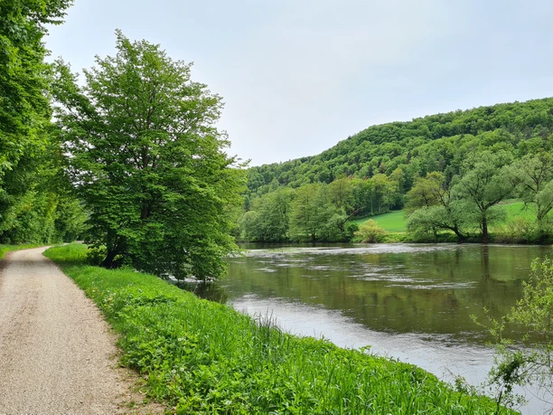 Am Naabtal-Radweg bei Duggendorf
