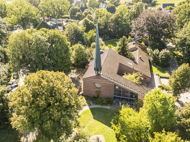 Die Johannes-der-Täufer Kirche in Horstedt