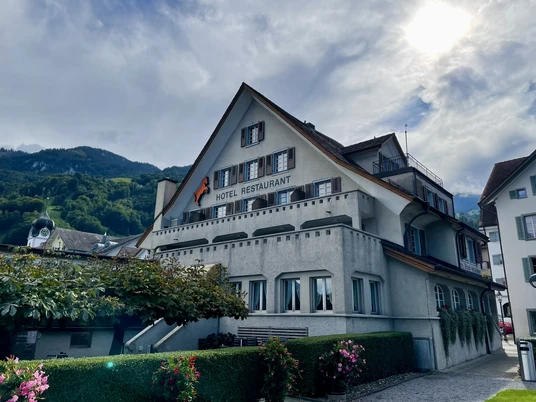 Rössli_Hôtel extérieur_Beckenried_Nidwald