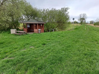 Schutzhütte Stichkanal und Hadelner Kanal