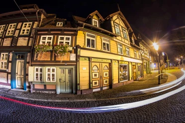 kleinste-haus-nachtlicht-kertzscher-web-2.jpg kleinste haus wernigerode abendführung