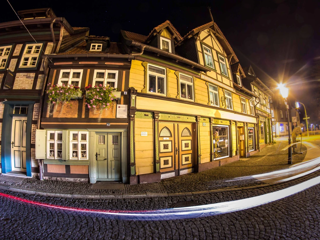 kleinste-haus-nachtlicht-kertzscher-web-2.jpg kleinste haus wernigerode abendführung