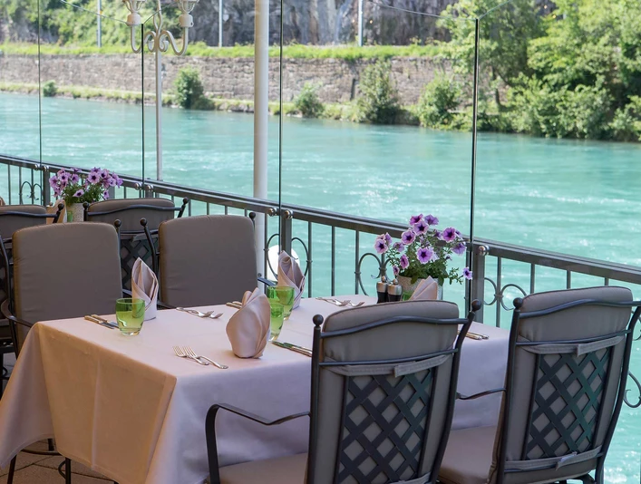 grand-beau-rivage-restaurant-ambiance-terasse.jpg