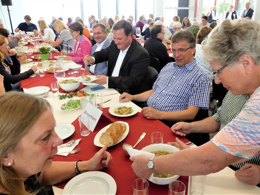 Wittlager Mahlzeit-c-DRK Wittlage.jpg