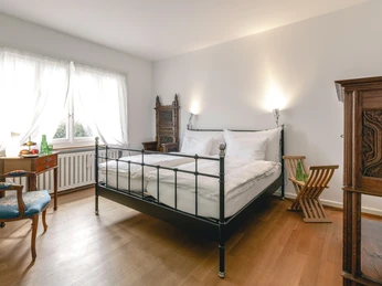 Lenzburg_Amber Haus_Zimmer_3