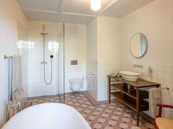 Lenzburg_Villa Sonnenberg_Bad