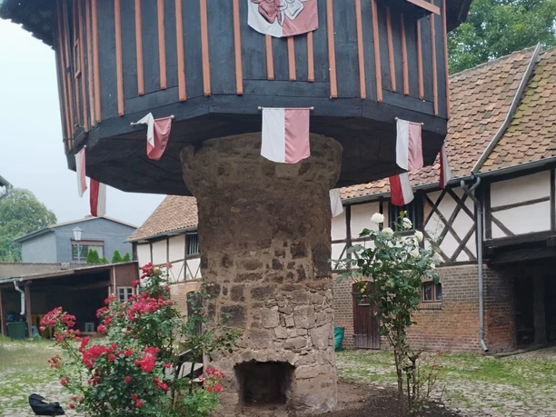 Schäfers Hof in Osterwieck - Taubenturm Schäfers Hof in Osterwieck - Taubenturm
