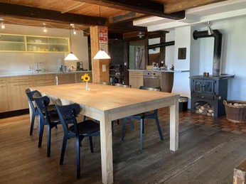 Bettwil_BnB_Esstisch Küche