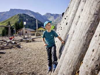 2024-08-28 Goldi Gwundernasenweg (2).jpg