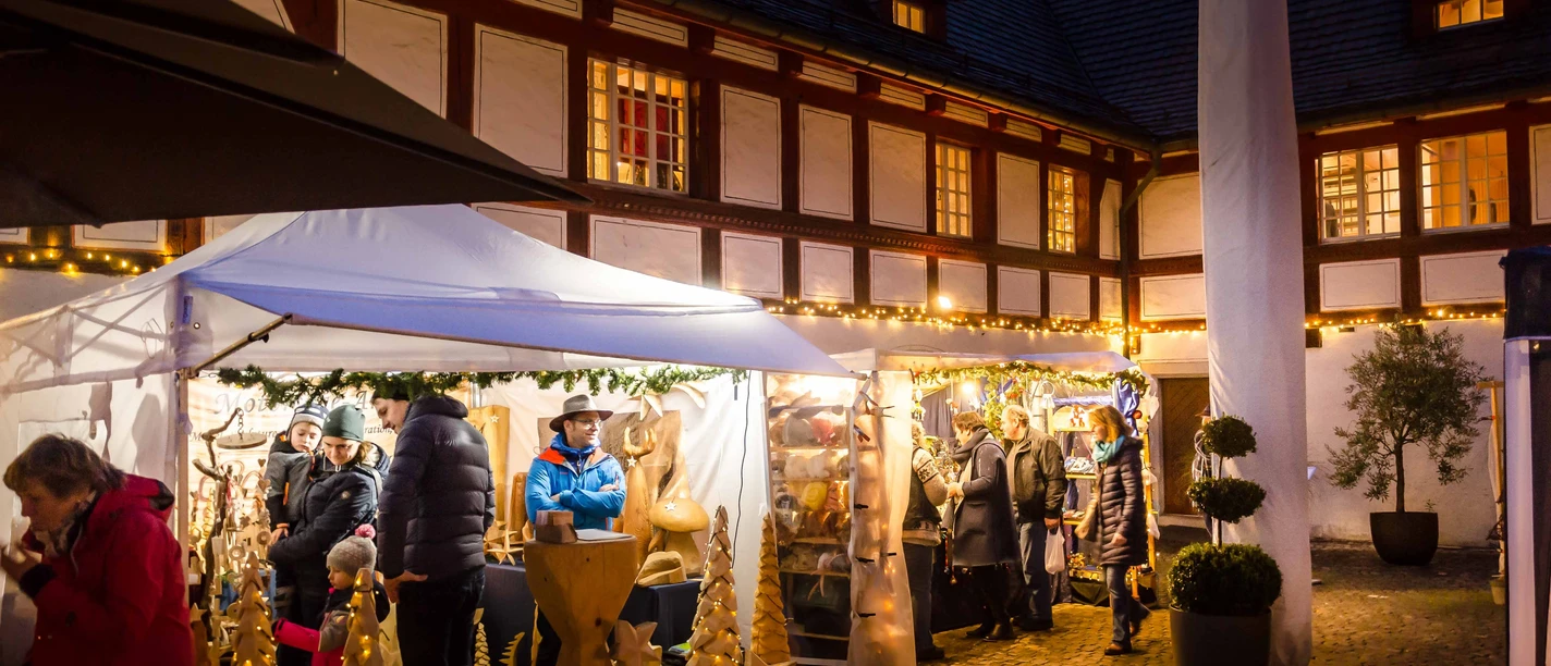 Weihnachtsmarkt, Schloss Wyher Ettiswil