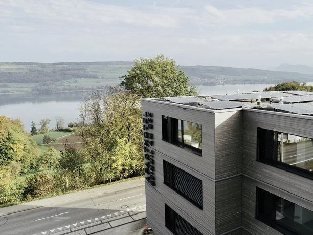 Beinwil am See_Aparthotel_Aussenansicht_Drohne.jpeg