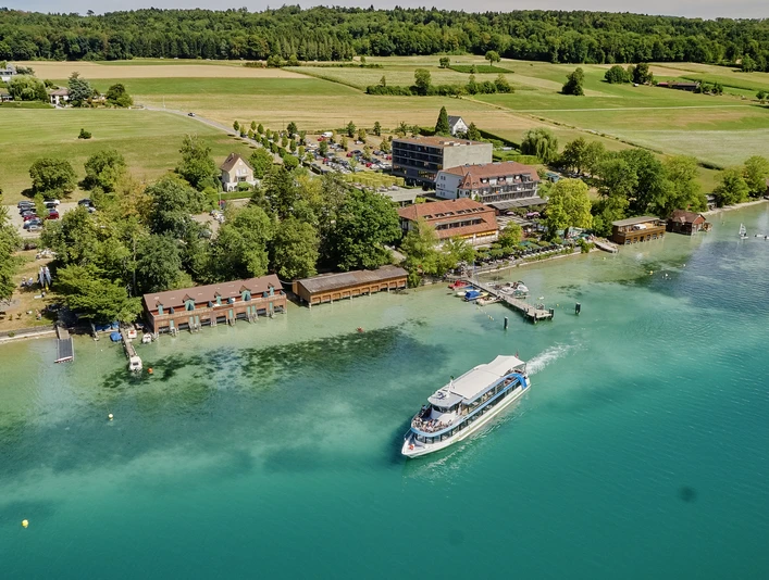 Meisterschwanden_Seerose_Hotel_Drohnenaufnahme