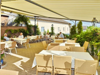 Seengen_Hallwyl_Terrasse