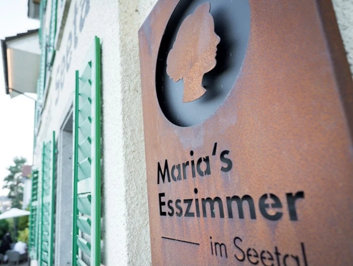 Beinwil am See_Marias Esszimmer_Eingang2