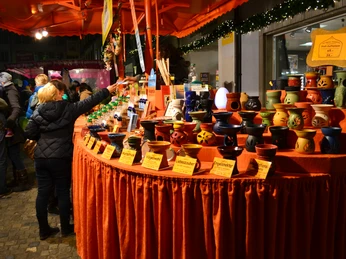 Lenzburg_Chlausmärt_Stand