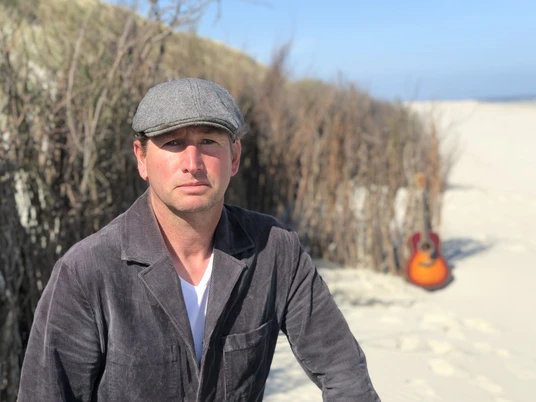 Helge Plavenieks - Konzert auf Juist im Winter (1).JPG Winterzauber-Konzert auf Juist - Helge PlavenieksWinter magic concert on Juist - Helge PlavenieksVintermagisk koncert på Juist - Helge PlavenieksWintermagisch concert op Juist - Helge Plavenieks