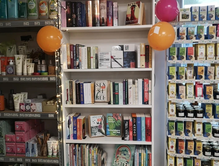 Mobiler Dorfbuchladen 1 c MilaO Kaufungen