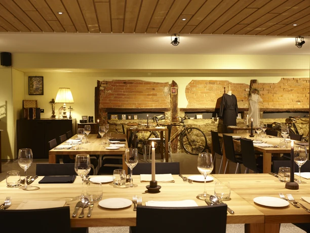 18_Rain_Liebhaberei_gedeckter Tisch