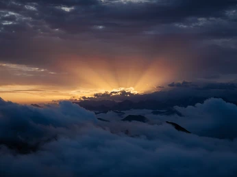 Sonnenaufgangsfahrt Brienzer Rothorn Sonnenaufgangsfahrt Brienzer Rothorn