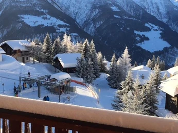 440C6D73-17E3-4763-AF02-AF59A39D6B13