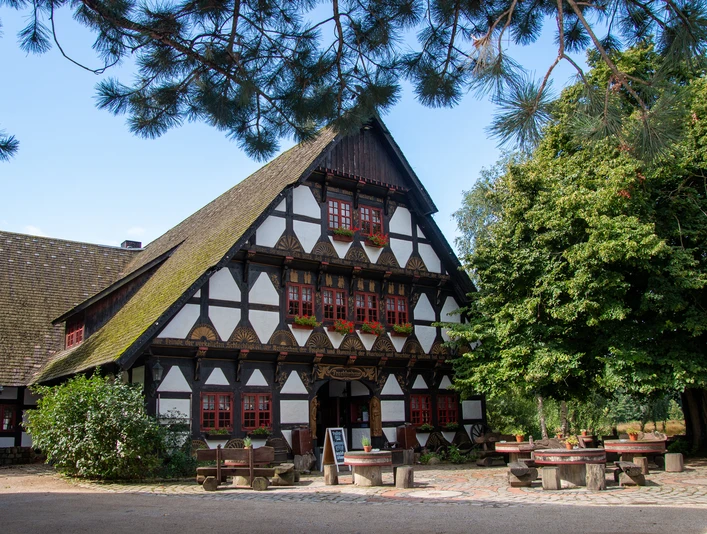 Trachtenhaus Gastronomie Mühlenmuseum.jpg Trachtenhaus Gastronomie Mühlenmuseum