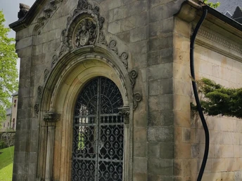 Gruft der Familie Schönberg