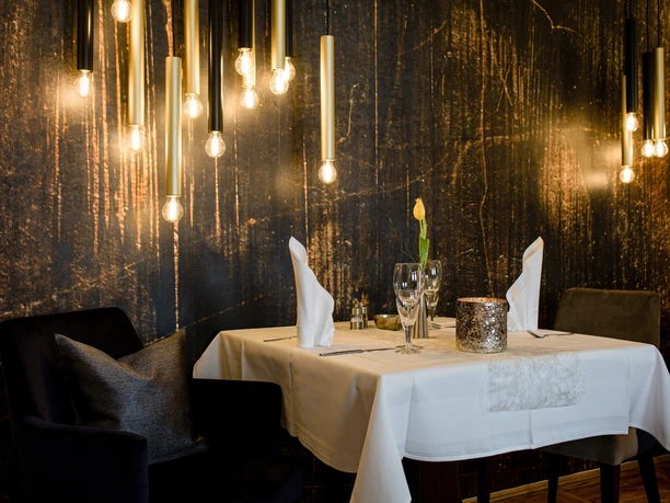 Restaurant - Das Glühwürmchen Zimmer