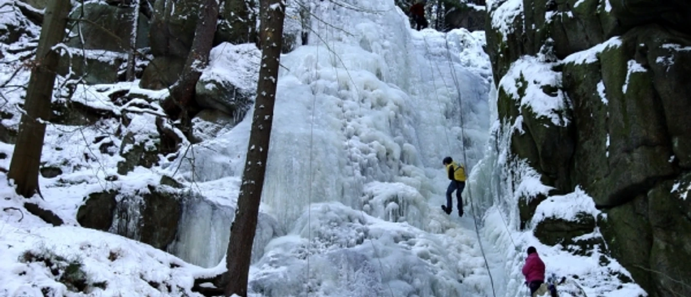 Eisklettern am Blauenthaler Wasserfall