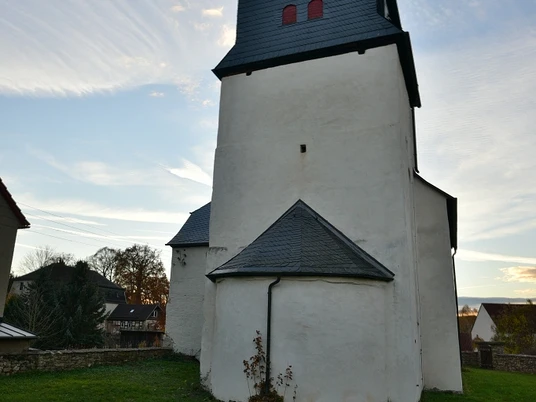 Burkersdorf - Kirche aus dem 12. Jh.