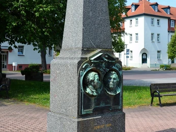 Neukieritzsch - Lutherdenkmal (Foto LTM Andreas Schmidt)
