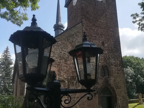 Blick zum Eingang der Veitskirche